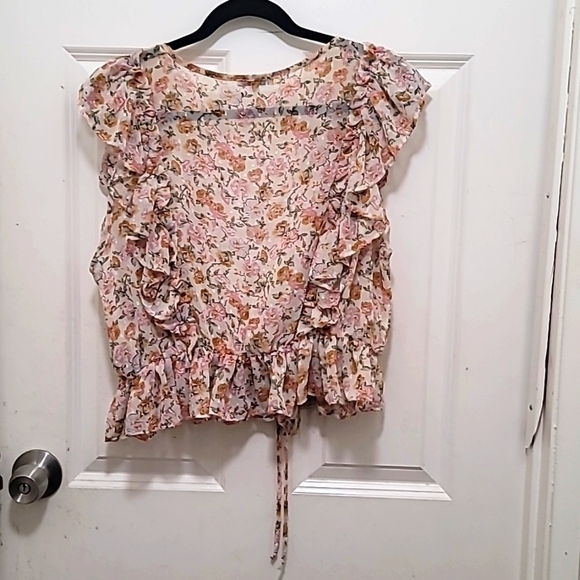 FASHION NOVA WOMEN'S PLUS SIZE RUFFLE MY EGO FLORAL BLOUSE IVORY/COMBO SIZE  2XL - Picture 3 of 8